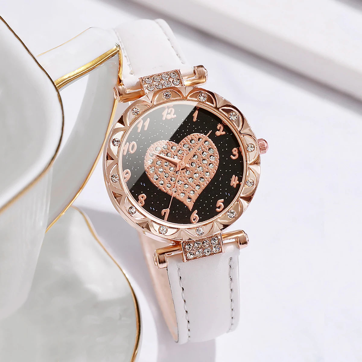 3PCS Women Watches Fashion Rhinestone Heart Dial Quartz Watch Female Leather Band Wristwatches Set（Without Box）