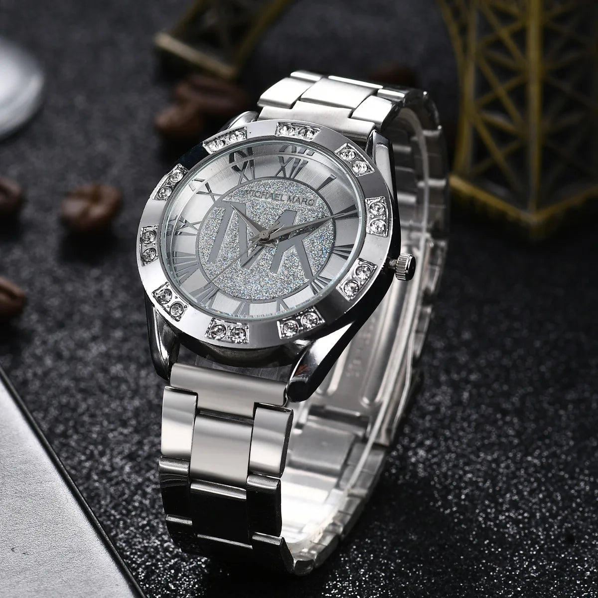 Luxury Women Watch Golden Stainless Steel Diamond Water Resistant Roman Digital Ladies Quartz Watches Relojes Digitales