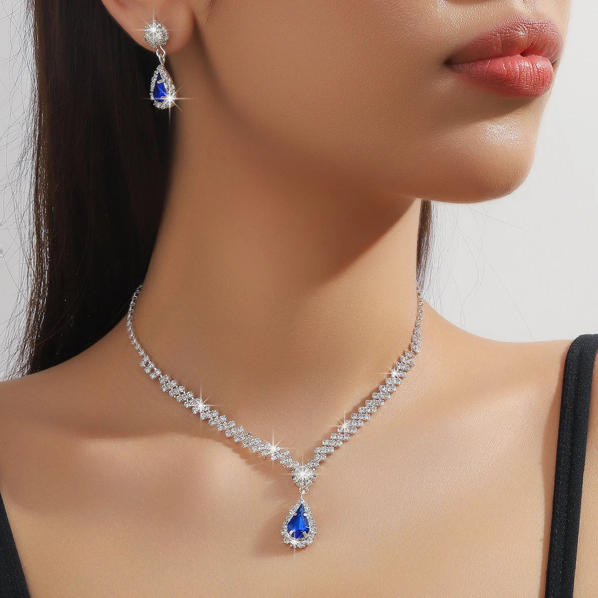 3 Pieces Of Fashionable Women's Water Drop Necklaces And Earrings Set For Wedding Season, Banquet And Party Accessories