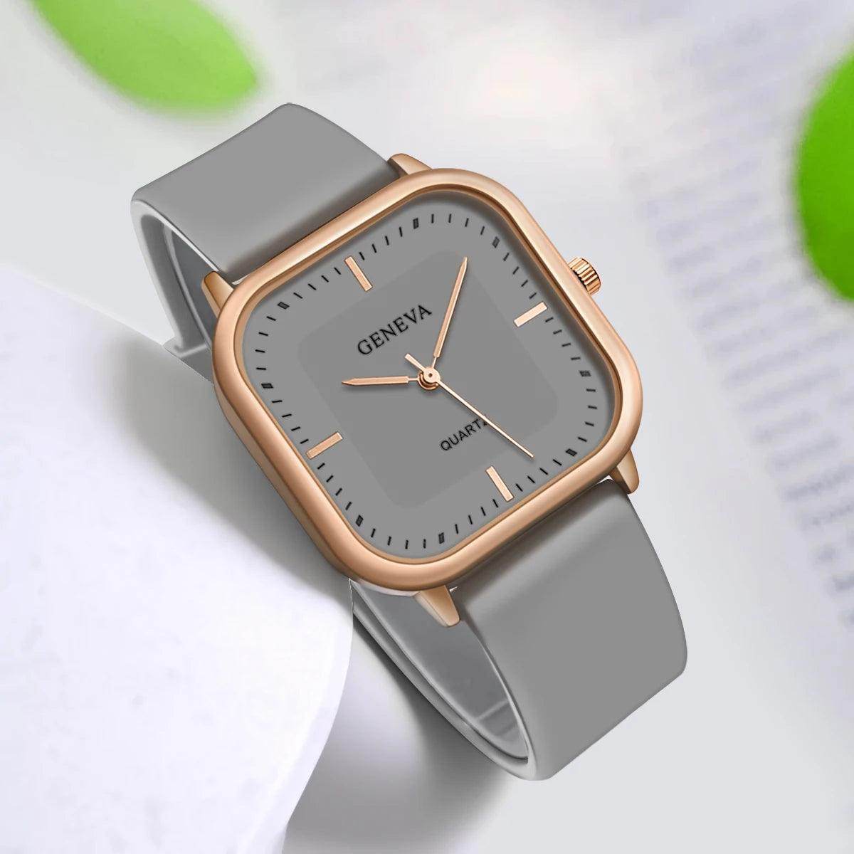 Fashion Women's Casual Elegant Simple Square Quartz Silicone Watch Gift for Men and Women