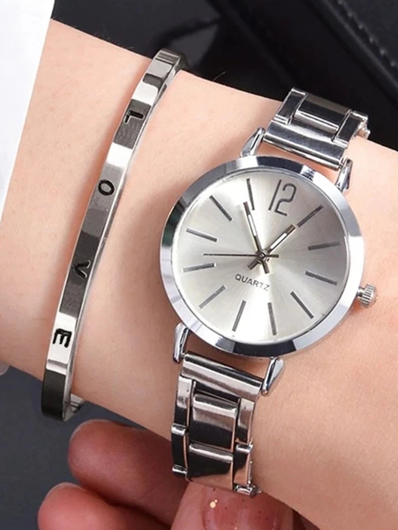 Fashion gold graduated compact women's quartz watch and LOVE bracelet set watch gift daily travel wear